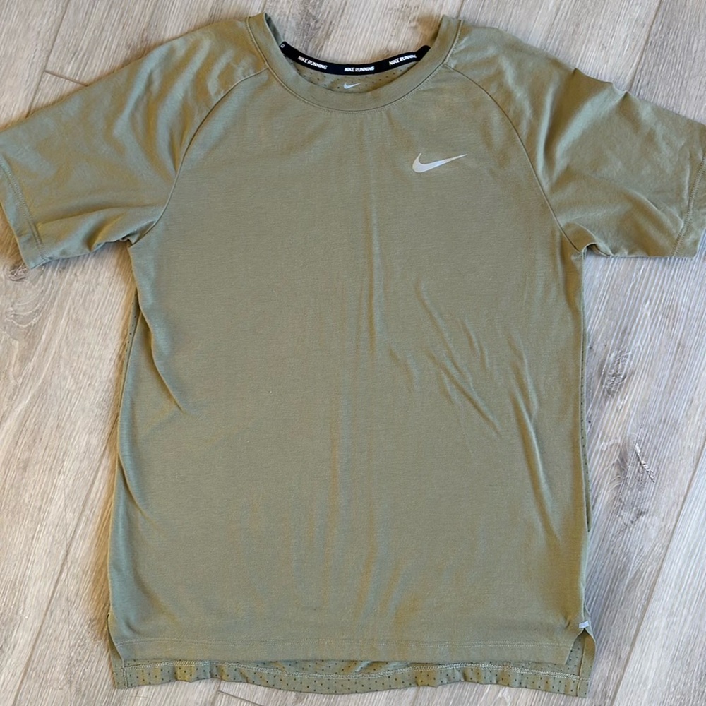 Nike Olive Green T-Shirt